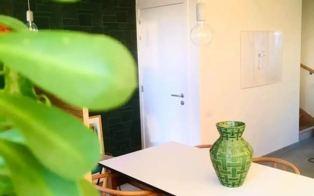 Oever51:stunning 2-bed House in Aalst