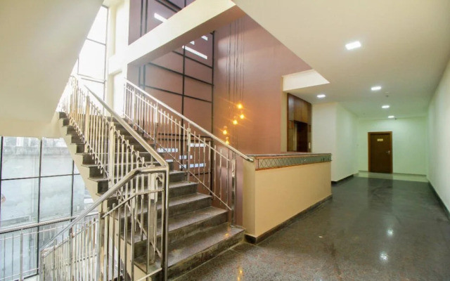Varcity Bay By OYO Rooms