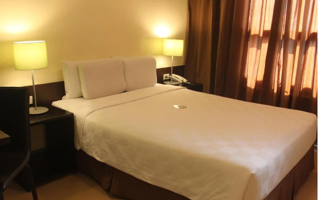 Go Hotels Plus Mandaluyong