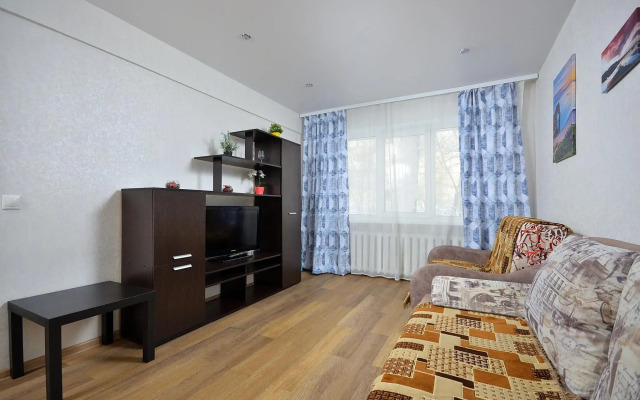Apartments on Mira Avenue 34g