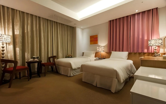 Pharos Hotel