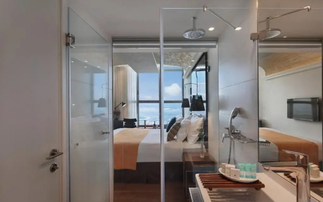 Bay View Haifa Hotel