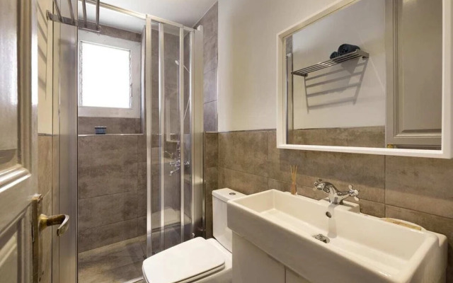 Modern 3 Bedroom Apartment With Balcony in Lesseps