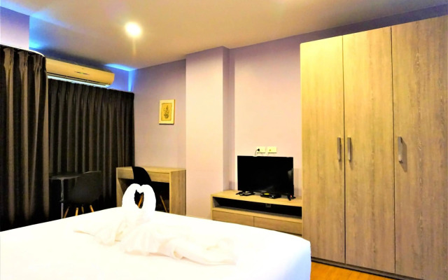 Nest n Rest Hotel