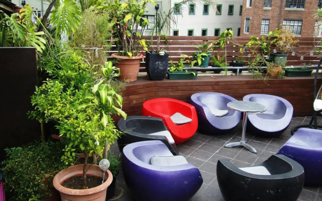 Big Backpackers Hostel