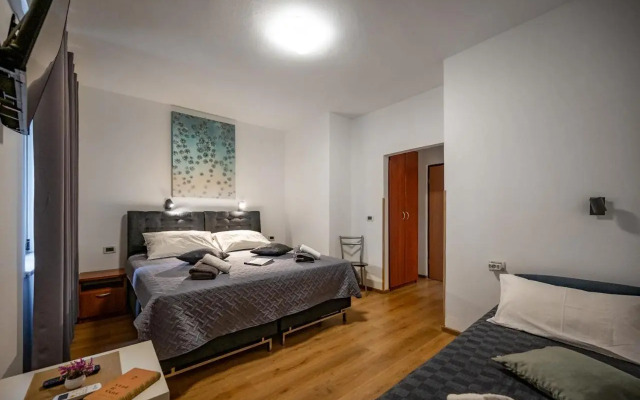 Sonia Rooms