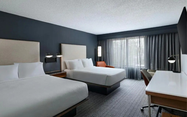 Courtyard Houston The Woodlands