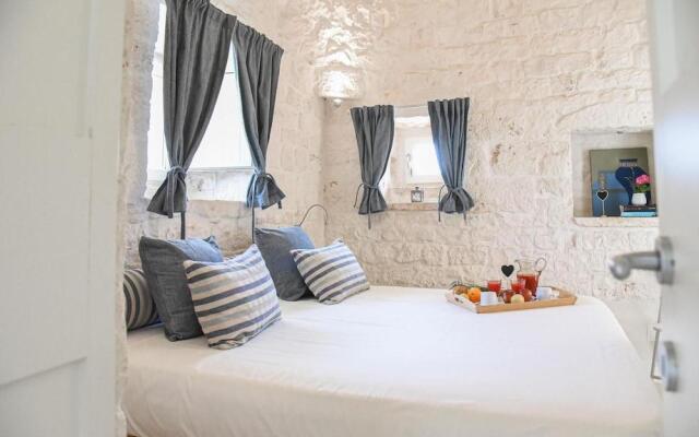 Luxury Trulli Terrarossa With Pool