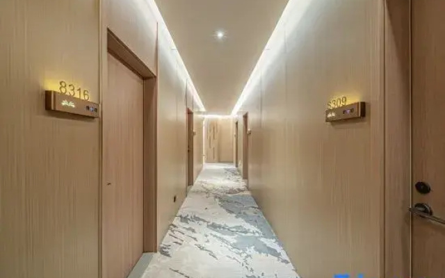 Wanzhu Hotel (Dongfanghong Square · Gannan Road Branch)