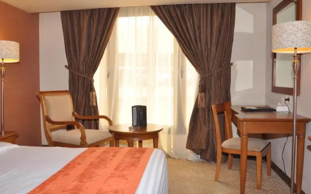 Tulip Inn Al Reef