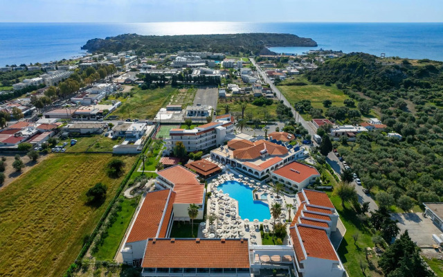 Hotel Niriides Beach