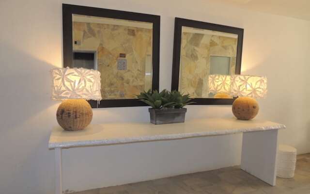 Unlimited Luxury ARENA Condo