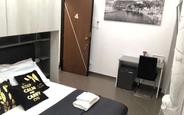 Ari Guest House