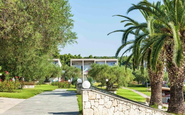 Iris Hotel