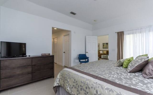 5 Bedroom 3.5 Bathroom Pool Villas