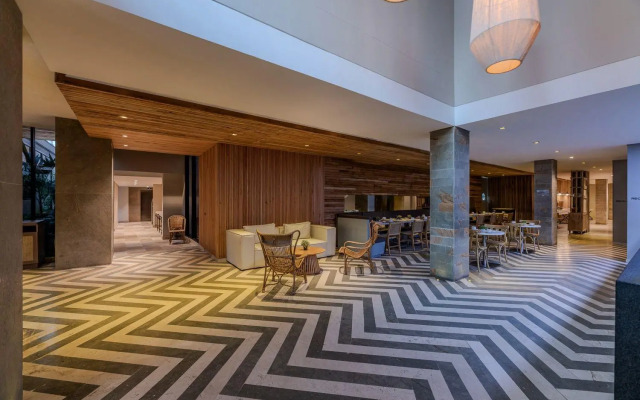 OZ Hotel