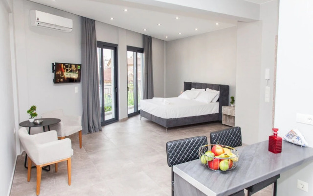 Central Brand New Studio Across Metro -B