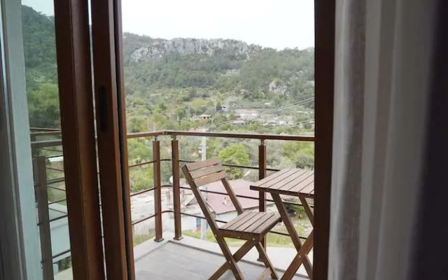 Mons Casa Boutique Hotel