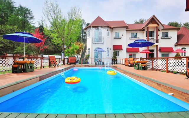 Pocheon Island Pension