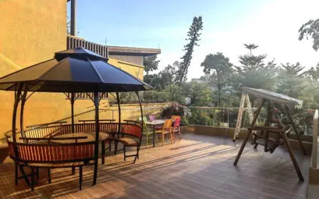the Jing Manor