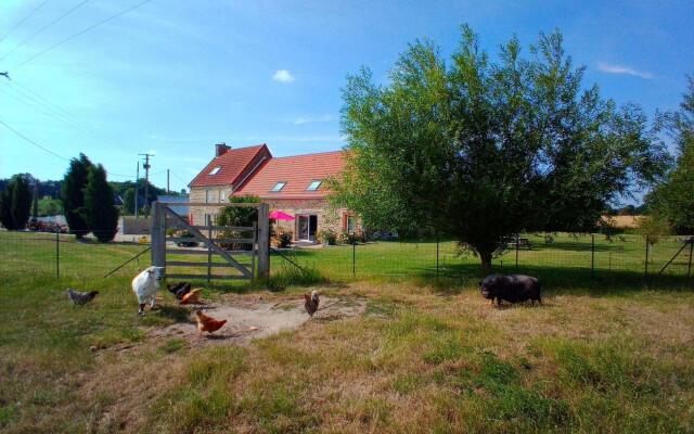 Semi Detached House, Bacilly