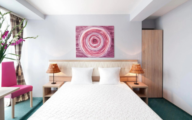 Petrus Hotel