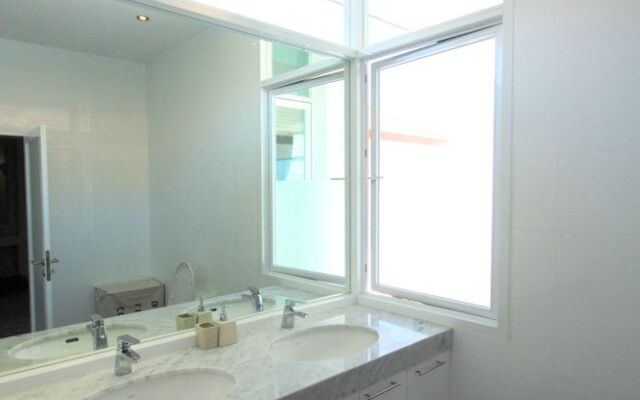 Hua Hin 5 Bedrooms Mansion B3