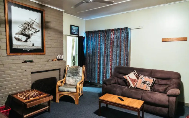 Broken Hill Tourist Lodge