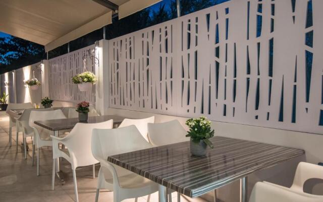 Marianthi Apartments by Estia