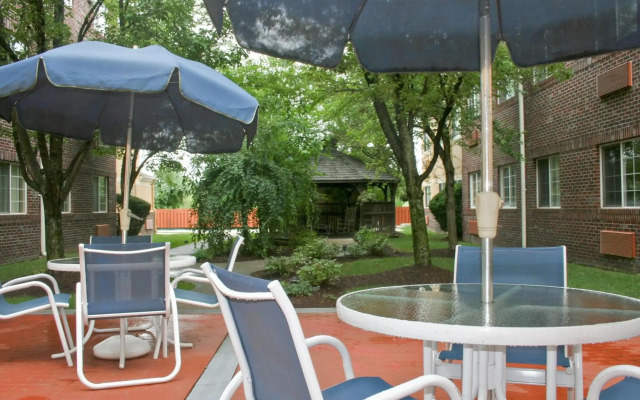 Extended Stay America Select Suites Providence Airport