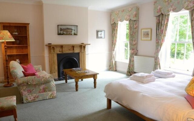 Delphi Lodge