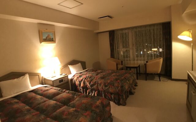 Breezbay Hotel & Resort Gero