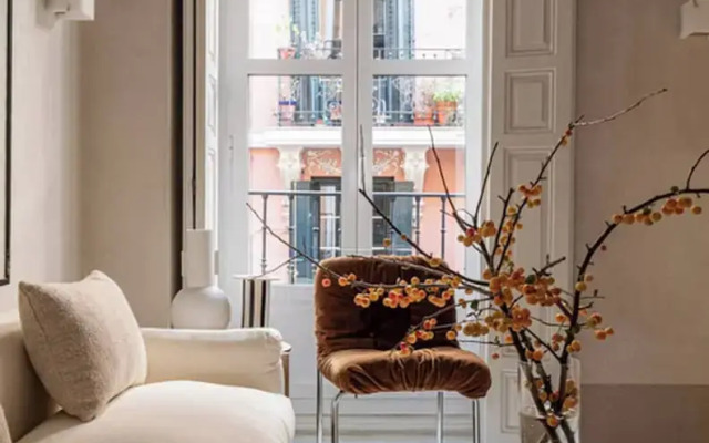 Exclusive Apartment Nestled in the Vibrant Neighborhood of Neptuno