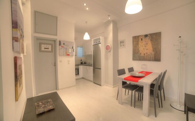 Cosy apartment in Glyfada center