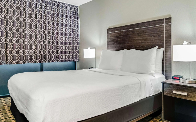 Quality Inn Detroit Downtown