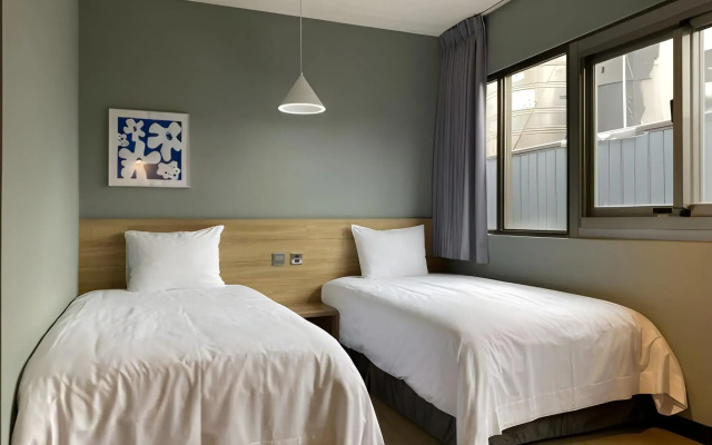 Prince Hotel