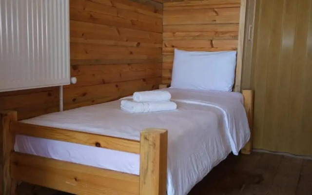 Çinarsuyu Tabi̇at Parki Bungalov