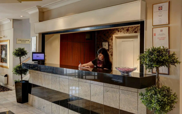 The Everglades Park Hotel