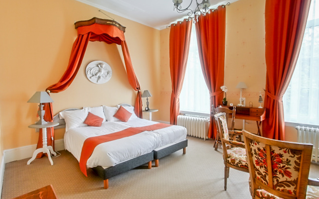 Château de Moulin le Comte