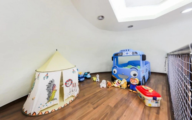 Yangpyeong Weekly Kids Pool Villa