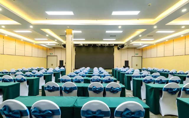 Echarm Hotel Guiyang Longdongbao International Airport Outlets