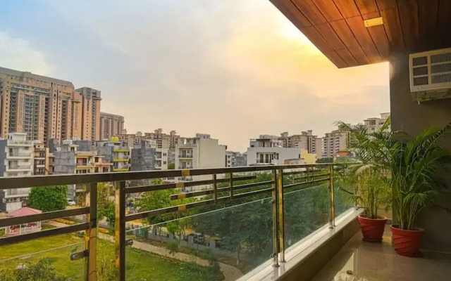 Relaxing 1 Bhk Service Apartment With Balcony Gym
