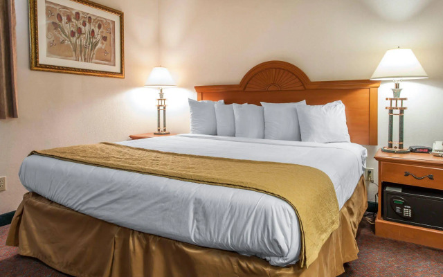 Quality Inn & Suites Lacey Olympia