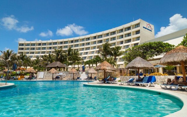 Royal Select at Grand Park Royal Cancun-All Inclusive-Adults Only
