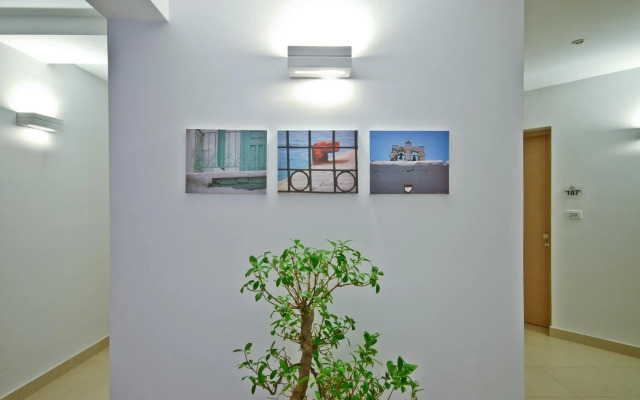 Xenia Hotel