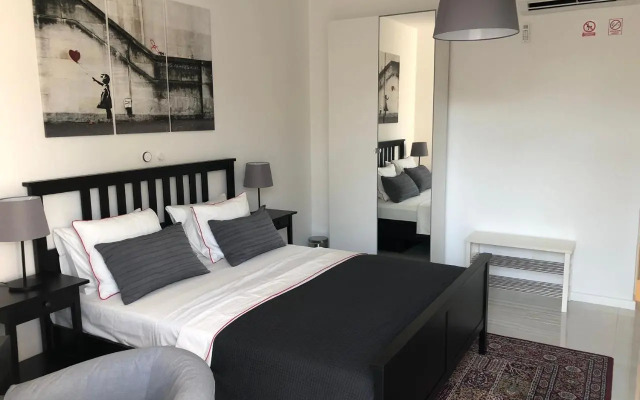 Room Marina