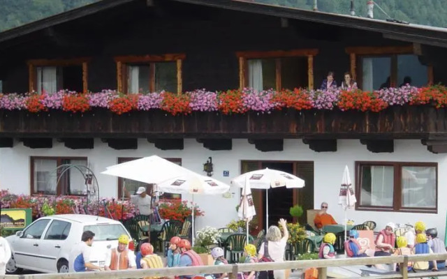 Sport Hotel Mountain High