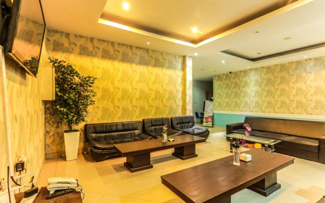 OYO 2073 Grand Inn Hotel Lombok