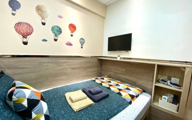 Paris Guesthouse – Guest Rooms – Kowloon