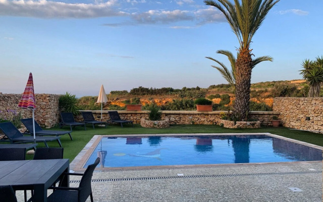 Villa Savona 3 Bedroom Villa With Private Pool